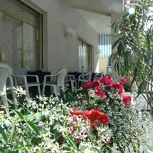 3* Отель Altea